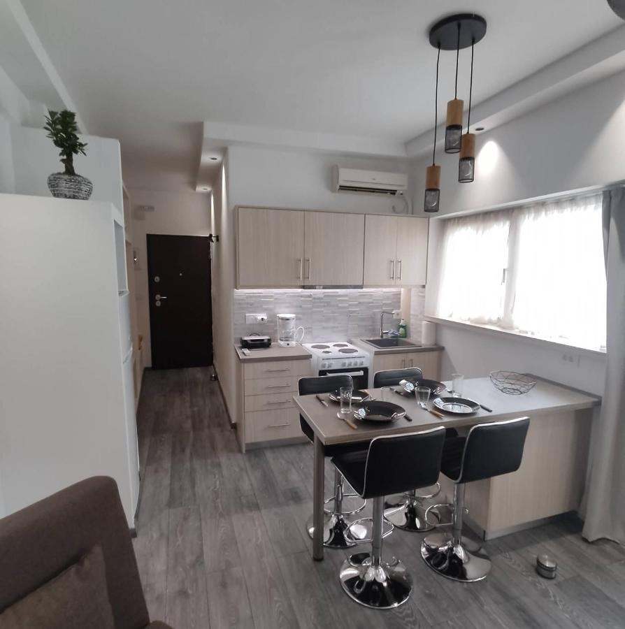 Petmeza Apartment 1 By Dimitropoulos Αίγιο Εξωτερικό φωτογραφία